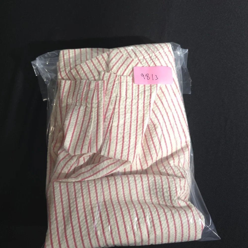 Bills Khakis Parker Shorts Mens 42 Red Striped Seersucker Standard Fit USA Chino
